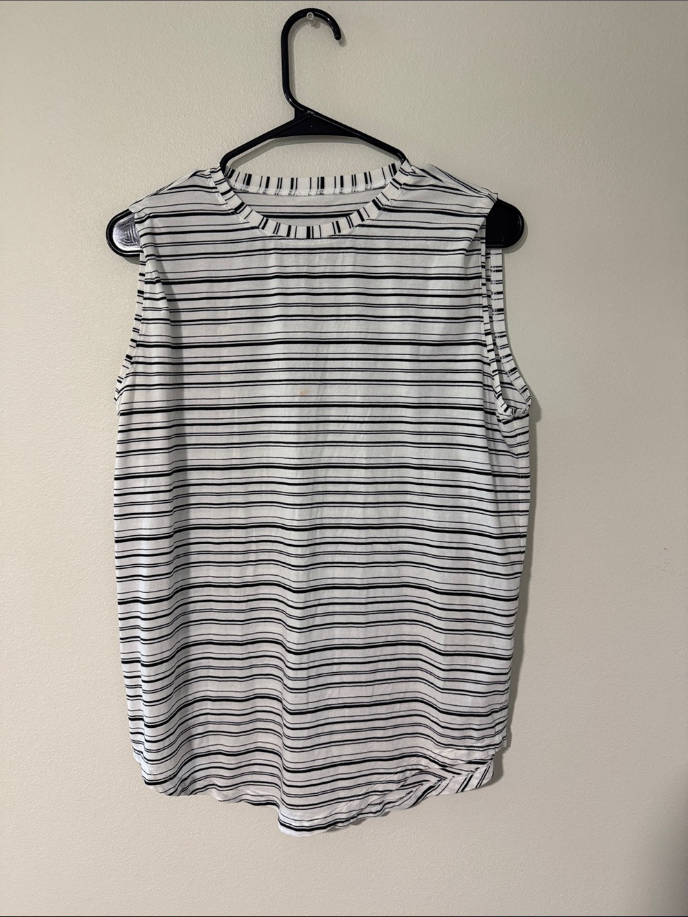 lululemon athletica Striped Sleeveless Tank - White & Black
